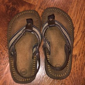Toddler flip flops